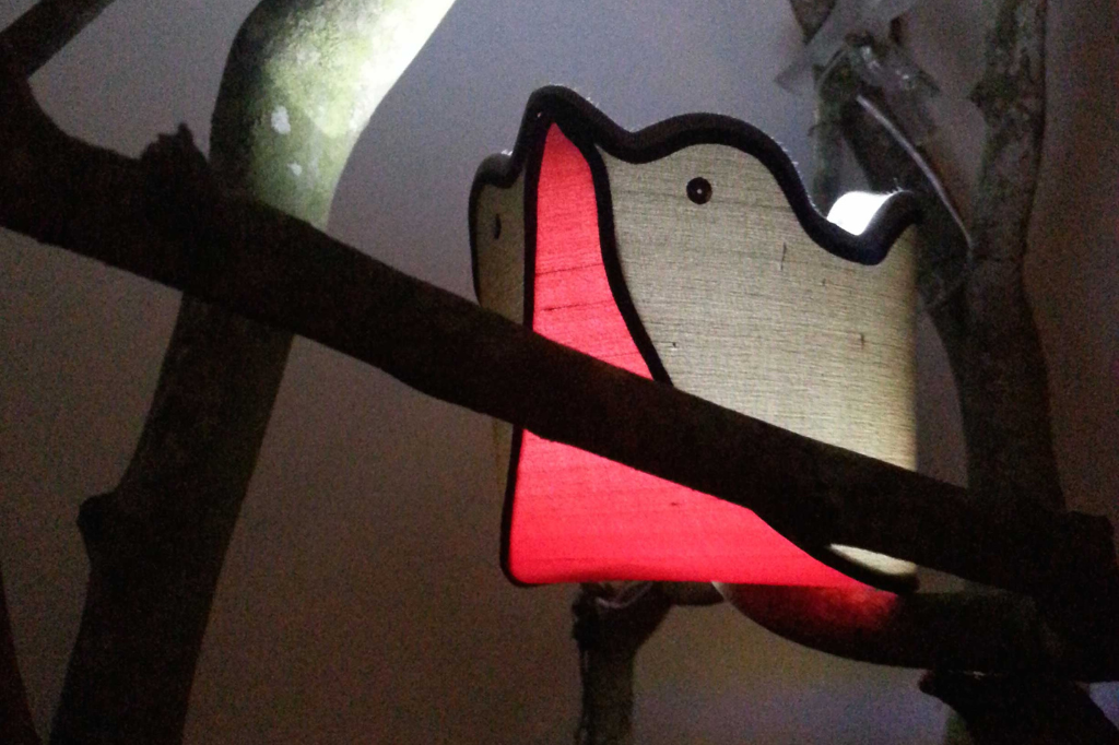 carcasse d'abat jour en forme d'oiseau